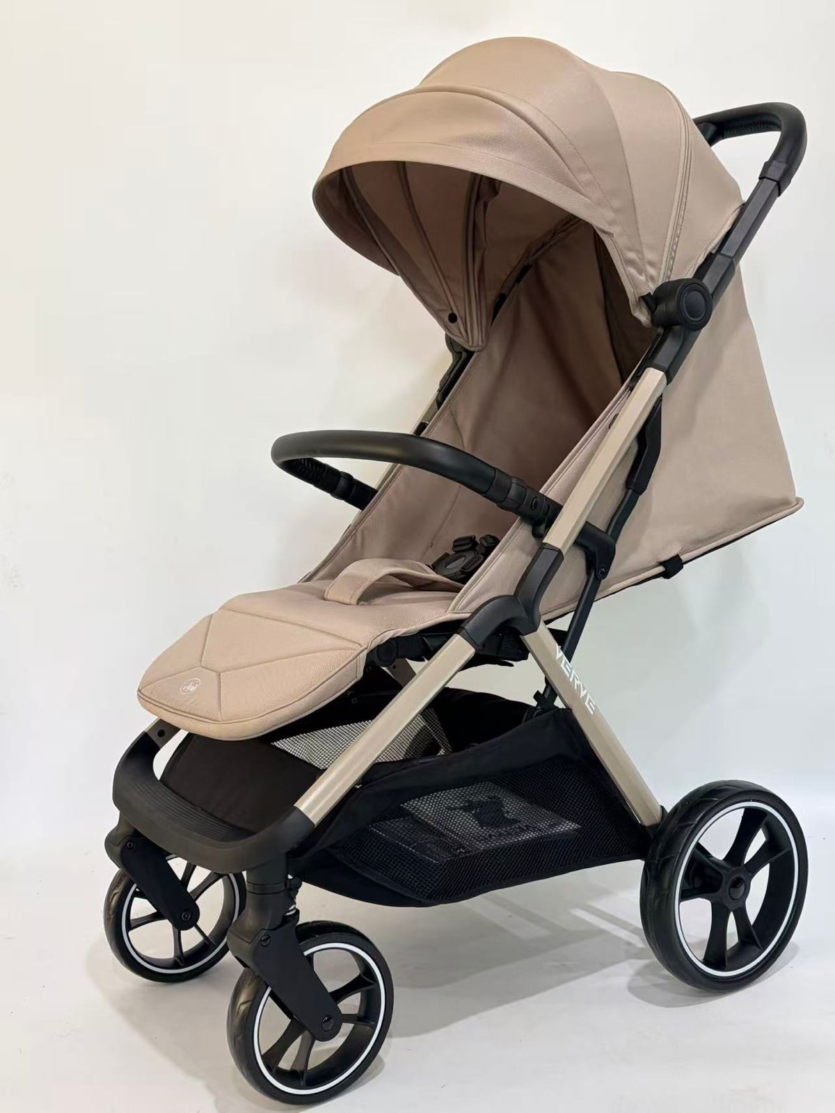 Passeggino Leggero Leonie Verve Con Borsa e Zanzariera Vari Colori 0/22kg