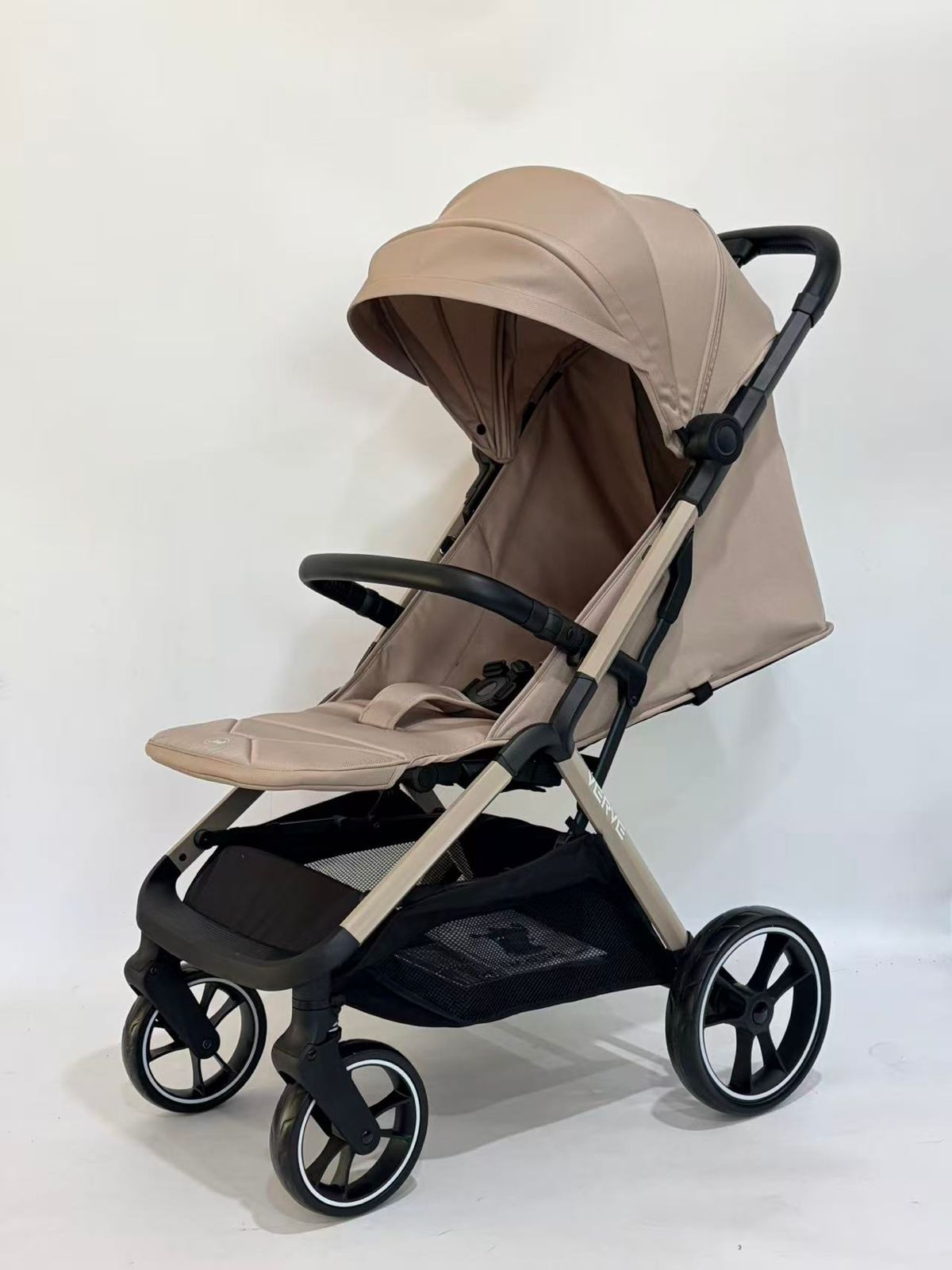 Passeggino Leggero Leonie Verve Con Borsa e Zanzariera Vari Colori 0/22kg