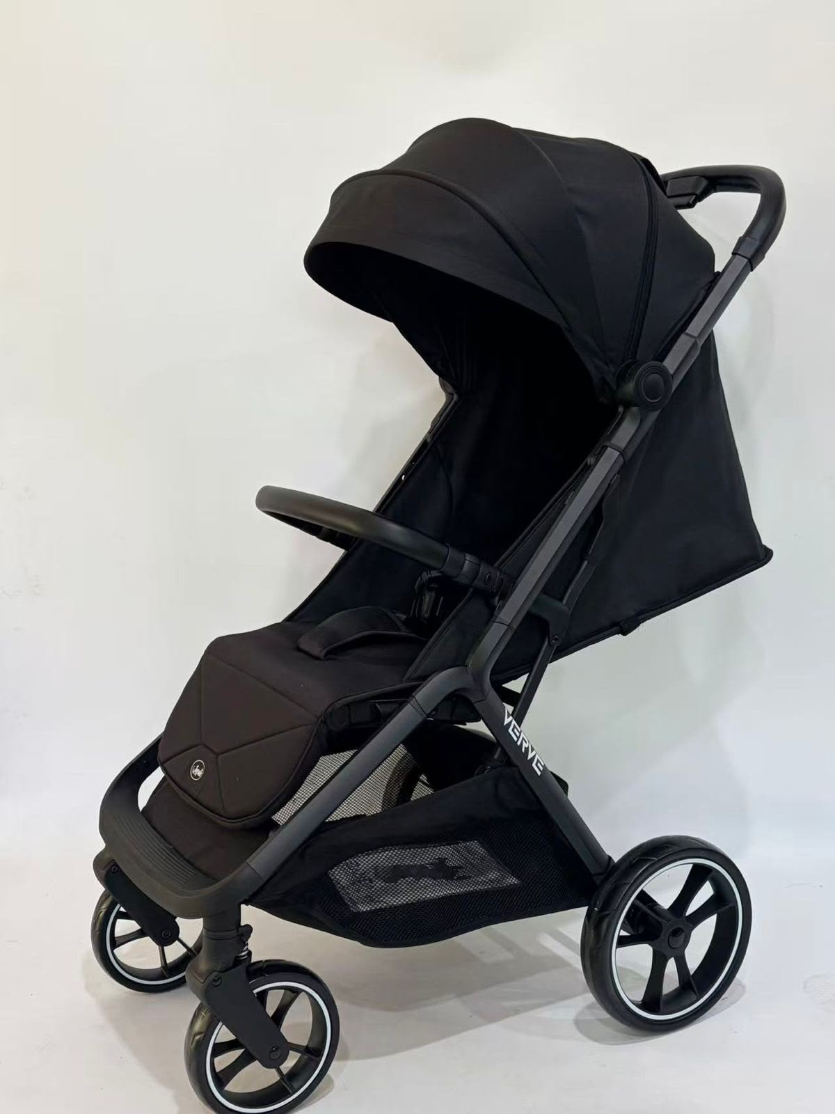 Passeggino Leggero NEW Leonie Verve Con Coprigambe, Borsa e Zanzariera Vari Colori 0/22kg